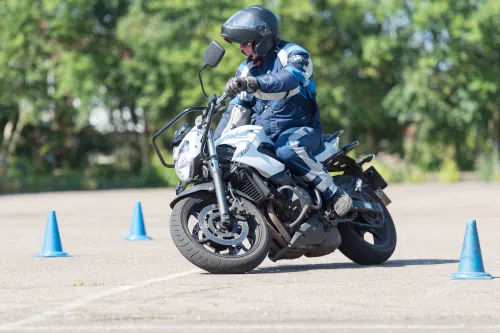 Motorrijbewijspoint Maastricht motor rijtest